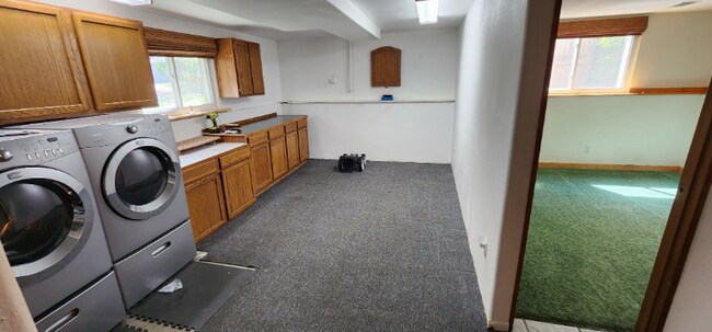 Building Photo - 123 49th Ave Ct