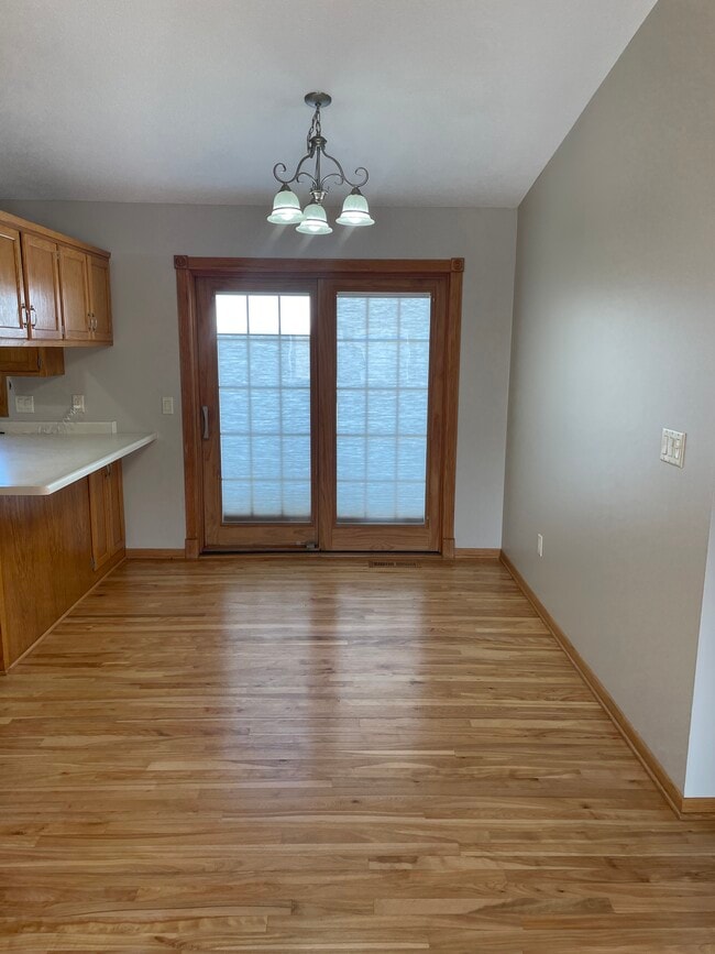 Building Photo - 3991 Whiting Ln