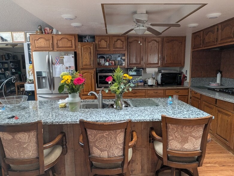 Kitchen - 1045 Union St