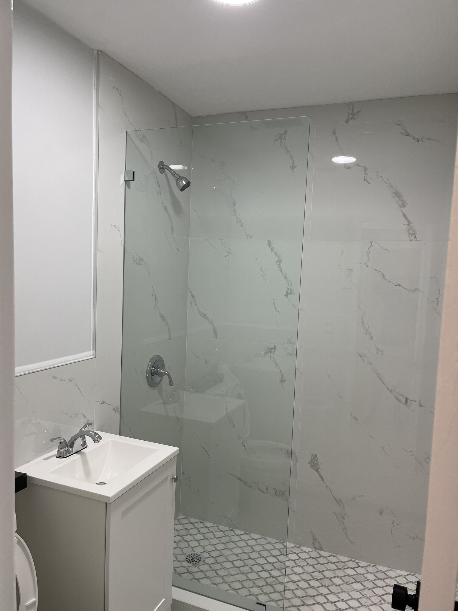 Building Photo - 51 SW 59th Ave