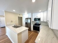Building Photo - Beautifully Updated 3 Bedroom, 2 Bath with Private Yard
