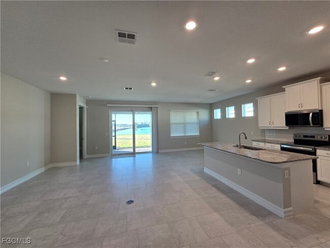 Building Photo - 1224 Mariners Vw Ter