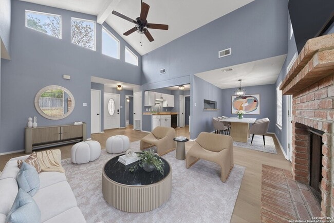 Building Photo - 2415 Moss Terrace