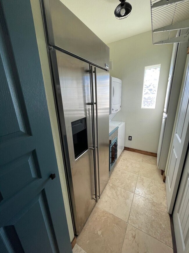 Building Photo - 3BR/2BA Condo near Olde Town Arvada!!