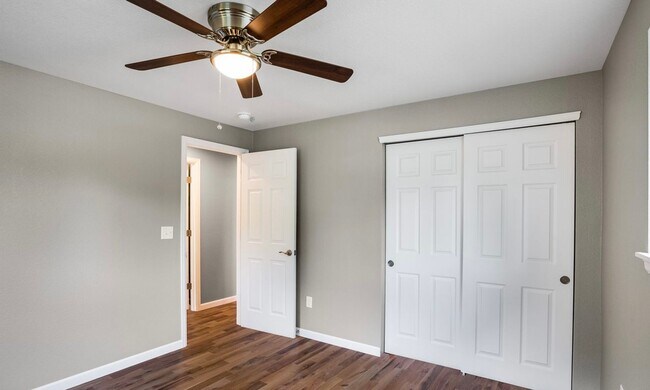 Building Photo - Modern 3 Bedroom 1 Bath Near Downtown Longmont!