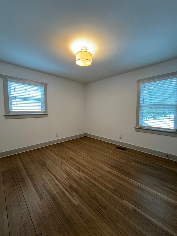 Building Photo - 4009 Crestridge Dr