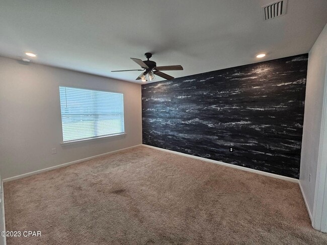 Building Photo - 4075 Silver Spur Rd