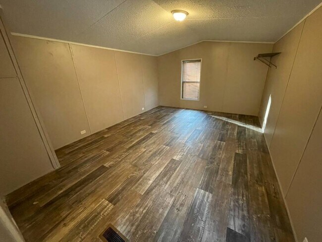 Building Photo - 4379 GA-42
