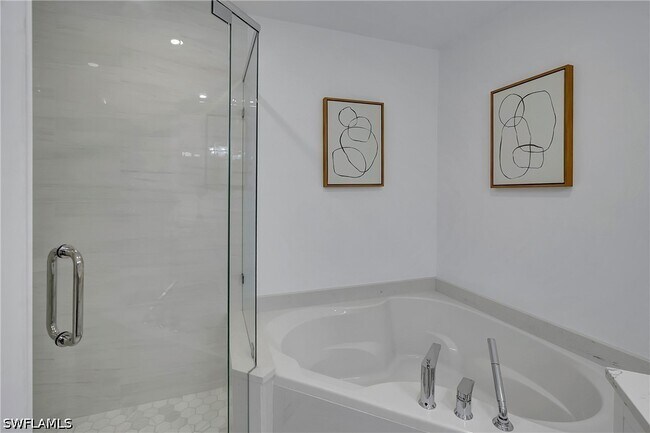 Building Photo - 2165 Arielle Dr