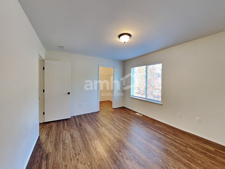 Building Photo - 5114 203rd St Ct E