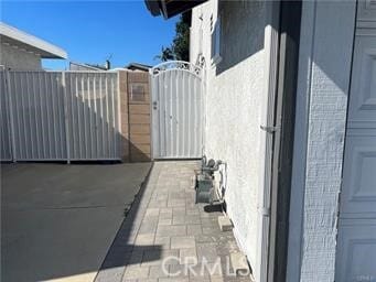 Building Photo - 10485 La Sombra Ave