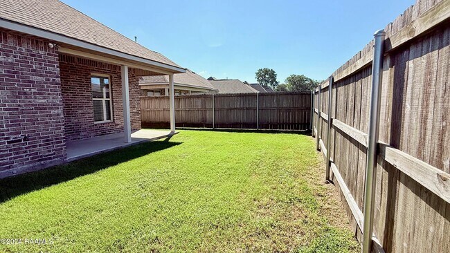 Building Photo - 108 Valcour Pl
