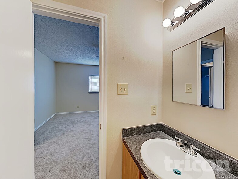 Building Photo - 6714 Barton Rock Ln