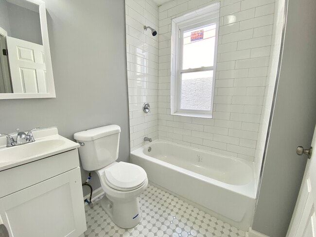 Building Photo - 2544 N Natrona St