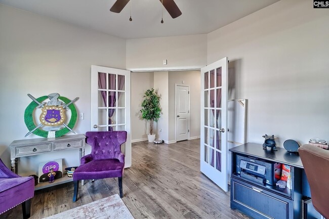 Building Photo - 660 Collett Dr