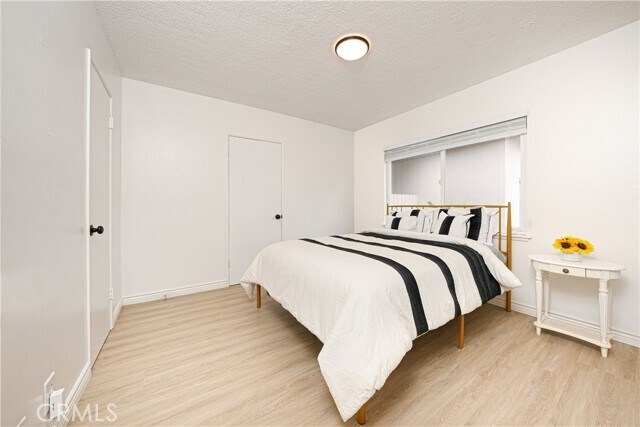 Building Photo - 895 Altura Way