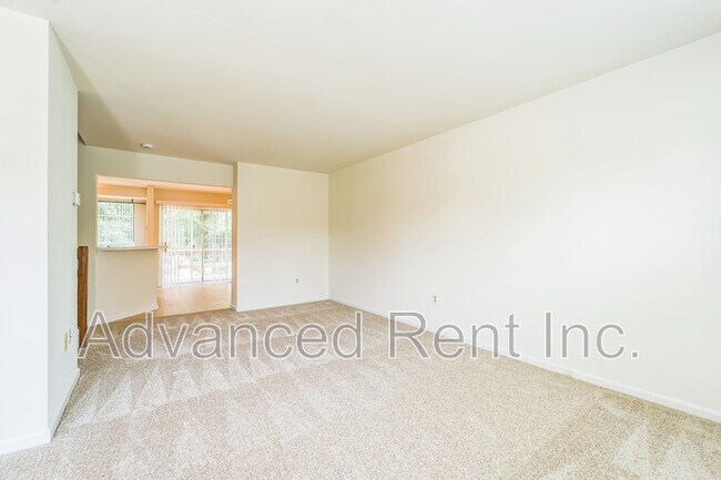 Building Photo - 8942 Quail Run Dr