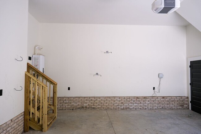 Building Photo - 9 Stall St