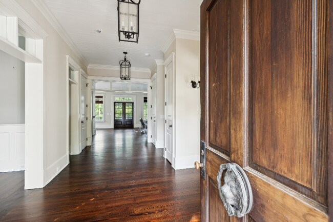 Building Photo - 6BD/5BA Custom Home for Lease in Daniel Island Park