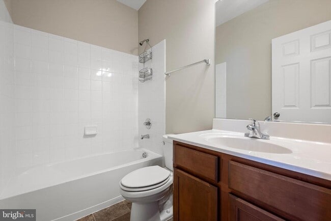 Building Photo - 303 Starry Way Dr