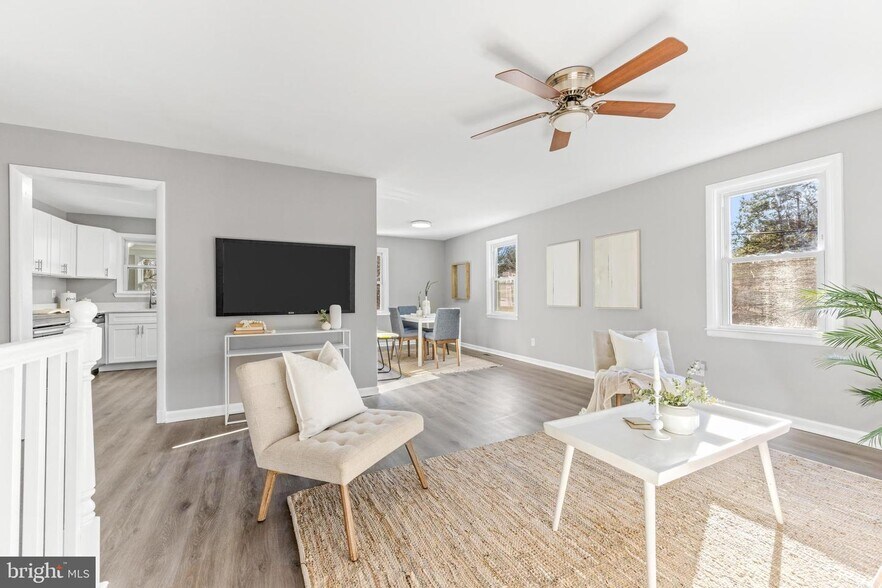 Building Photo - 713 Biddle Rd