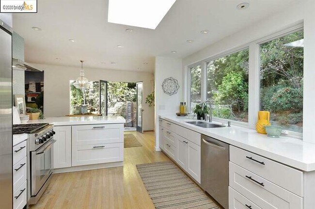 Building Photo - 1940 Gouldin Rd