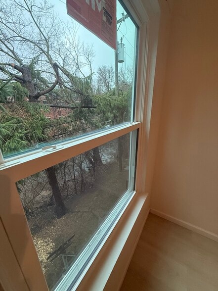 New windows - 509 E University Dr