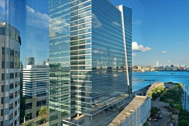 Building Photo - 479 Washington Blvd
