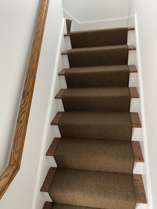 Carpeted Staircases - 15 Bayview Ave