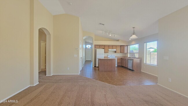 Building Photo - 5325 N 124th Ave