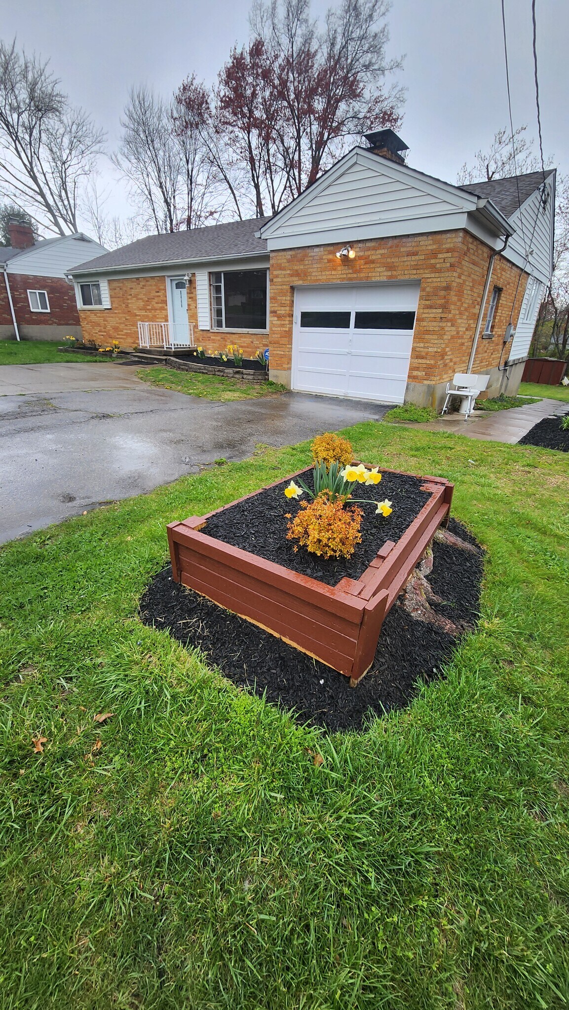 Front flower beds - 8446 Clough Pike