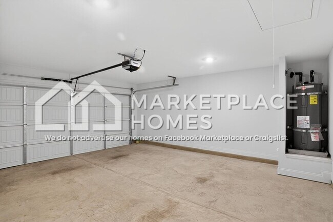 Building Photo - 3430 Oodie Ln