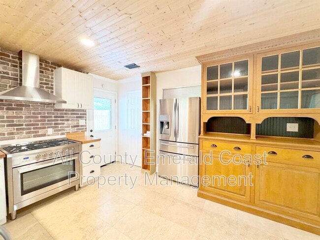 Building Photo - 4104 Indian Bayou N