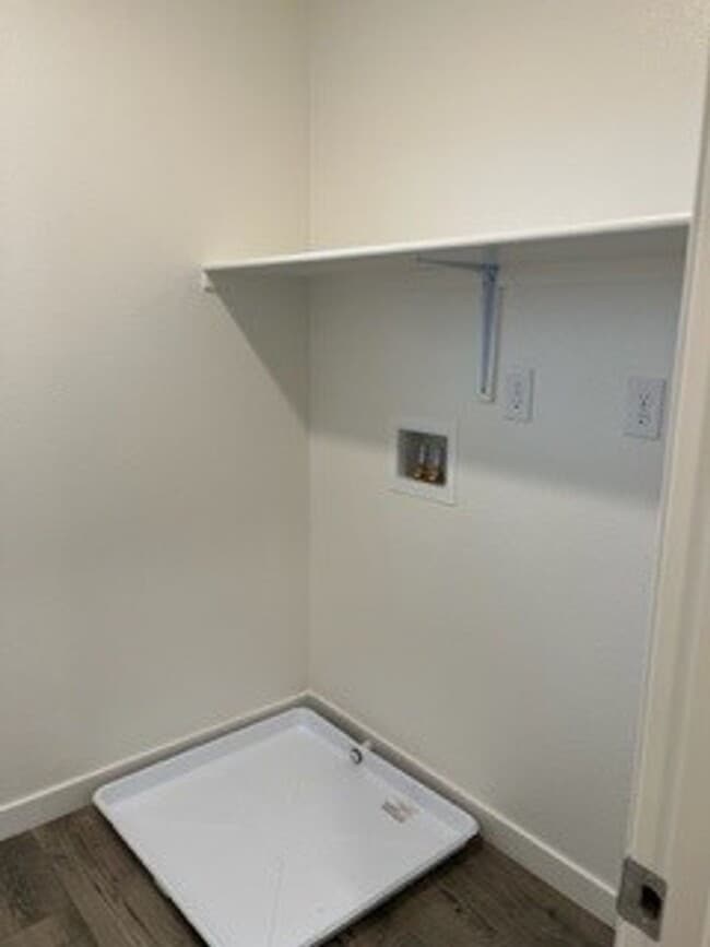Building Photo - Brand new four bedroom, two and one half b...