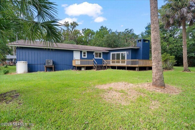 Building Photo - 2421 Dogwood Ln