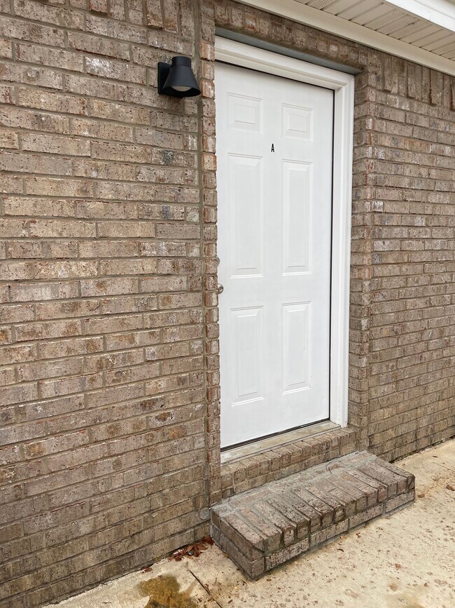 Building Photo - 5317 E Nettleton Ave