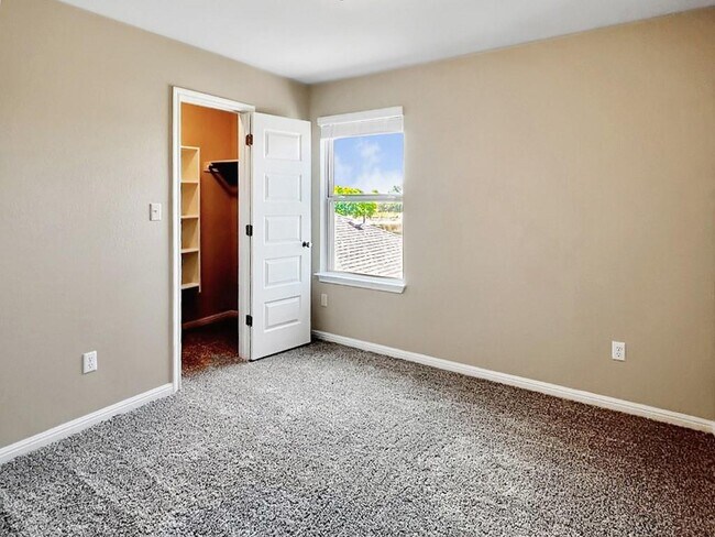 Building Photo - 2145 Arendale Dr