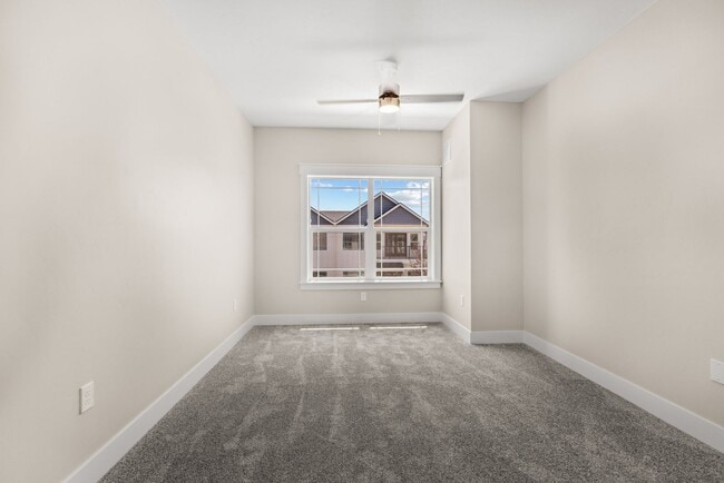 Building Photo - Stonecrest South Condominiums 101/201