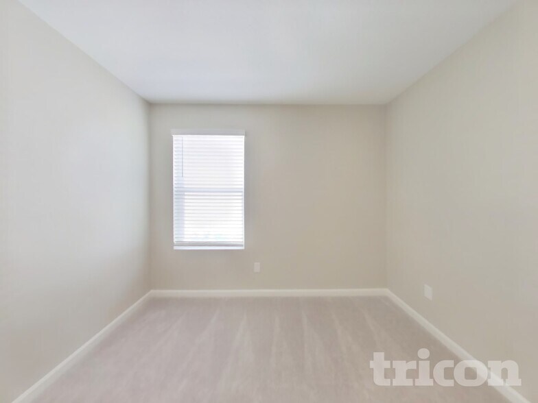 Building Photo - 2909 Grand Finale St