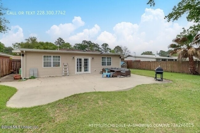 Building Photo - 7201 Bienville Dr
