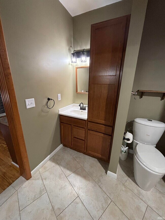 Building Photo - 4353 N County Rd