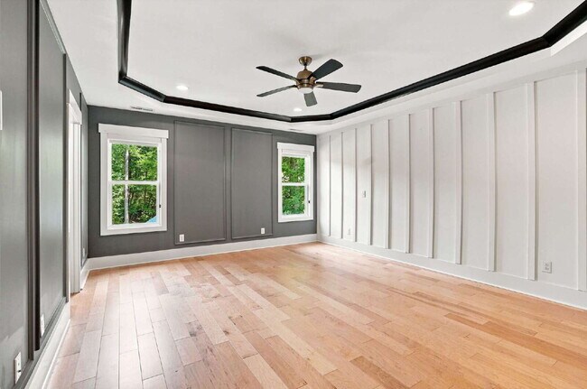 Building Photo - Luxurious Craftsman-style Home in Wake Forest