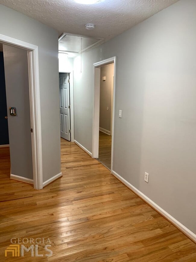 Building Photo - 3530 Pierce Arrow Cir