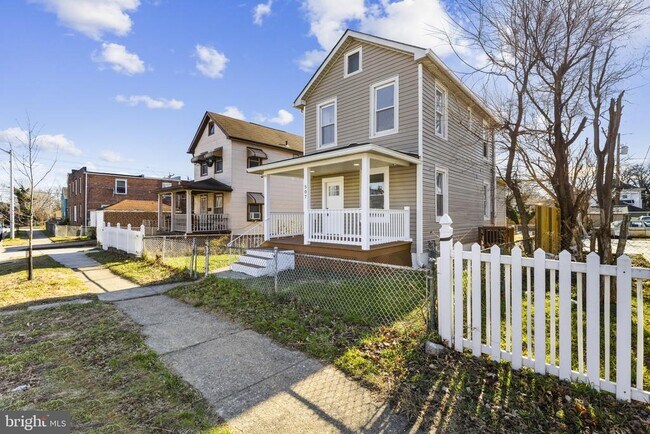 Building Photo - 507 Washburn Ave