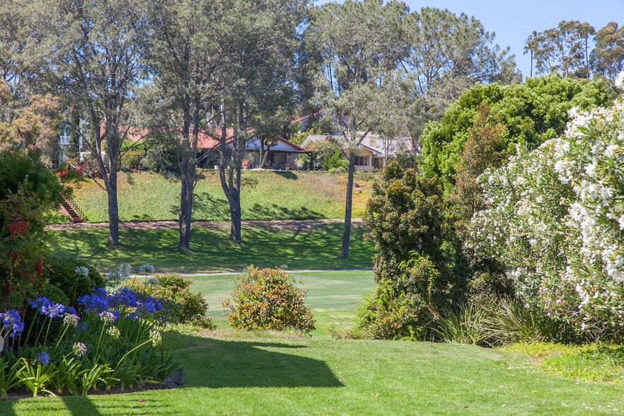 Building Photo - 1047 Santa Helena Park Ct