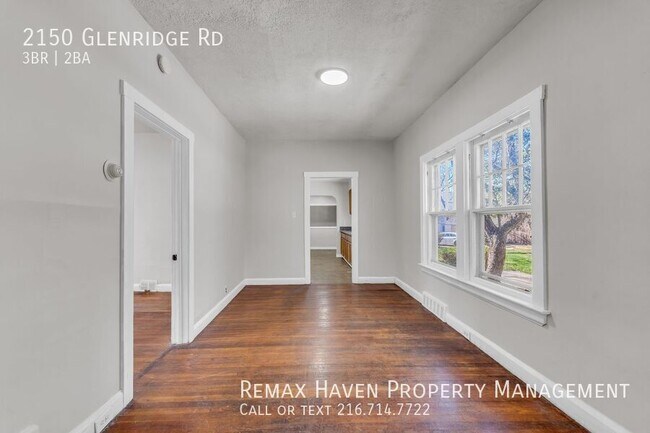 Building Photo - 2150 Glenridge Rd