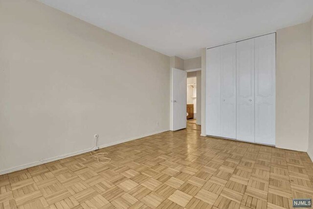 Building Photo - 2100 Linwood Ave