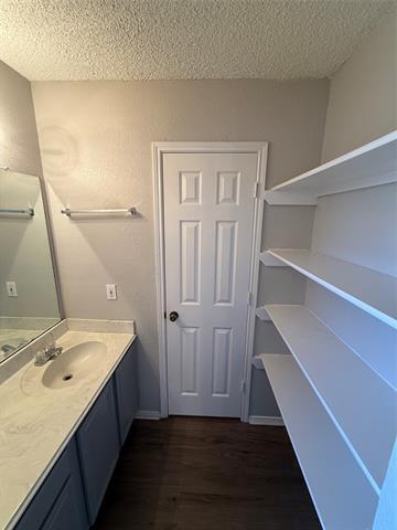 Building Photo - 8175 Waterside Trail