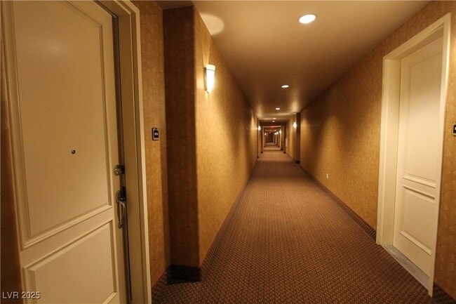 Building Photo - 26 E Serene Ave