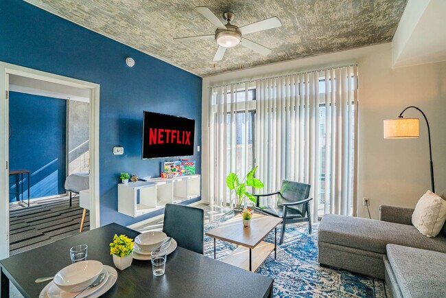 Building Photo - 914 N 4th St